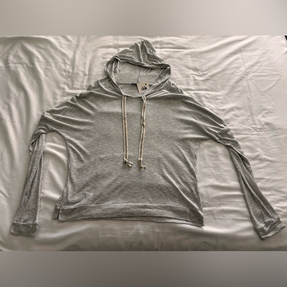 Lac Bleu Lightweight Hooded Sweater Shirt